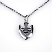 「鏃ネックレス」(C)LUCKY LAND COMMUNICATIONS / SHUEISHA