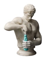 「テルマエ・ロマエ」彫刻像フィギュアのうち「ラムネ」。