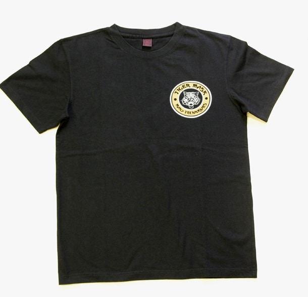 タイガーマスク」Tシャツ2種発売、着用し虎になるのだ