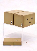 コトブキヤからリリースされる「ダンボー」プラモデル。※製品に付属する頭部は1個のみです。(c)KIYOHIKO AZUMA/YOTUBA SUTAZIO