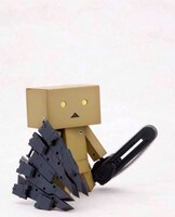 「M.S.G」シリーズの武器を装備した状態の「ダンボー」プラモデル。※実際の商品には「M.S.G」シリーズは付属しません。(c)KIYOHIKO AZUMA/YOTUBA SUTAZIO