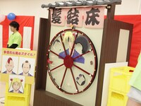 アトラクション「床屋でヘアショー」。写真は昨年10月に開催された東京・池袋サンシャイン会場の様子。(C)空知英秋／集英社・テレビ東京・電通・サンライズ・アニプレックス