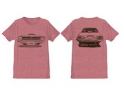 「Sunny」Tシャツは3色用意されており、写真のものはvintage red。