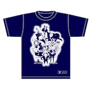 「Tシャツ~尾田栄一郎描き下ろしキービジュアル 麦わらの一味Ver. ~OP展2012」価格は2500円。サイズはS、M、Lの3展開。(C)尾田栄一郎 / 集英社