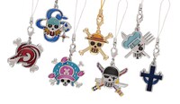 「海賊旗ストラップ ONE PIECE展2012Ver.」予価700円。全6種のうち1個をランダム封入。(C)尾田栄一郎 / 集英社