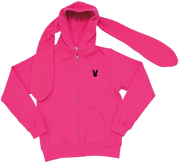 全員サービスの「ウサ耳パーカー」。※品物のデザインは変更になる場合があります。