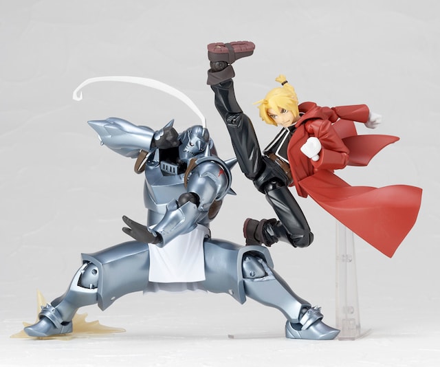 「リボルテックヤマグチ117 アルフォンス・エルリック」。3月に発売されたエドのリボルテックと合わせて楽しもう。(C)荒川弘／鋼の錬金術師製作委員会・MBS