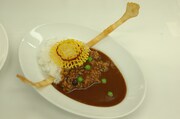 「麦わらのハヤシライス」 （1200円）