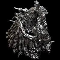 「ジョジョの奇妙な冒険 カーズの考えるのをやめた文鎮」シルバーVer. (C)荒木飛呂彦／集英社