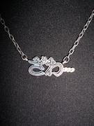 「アカギ」ざわ…を形どったペンダント、リングに続き登場