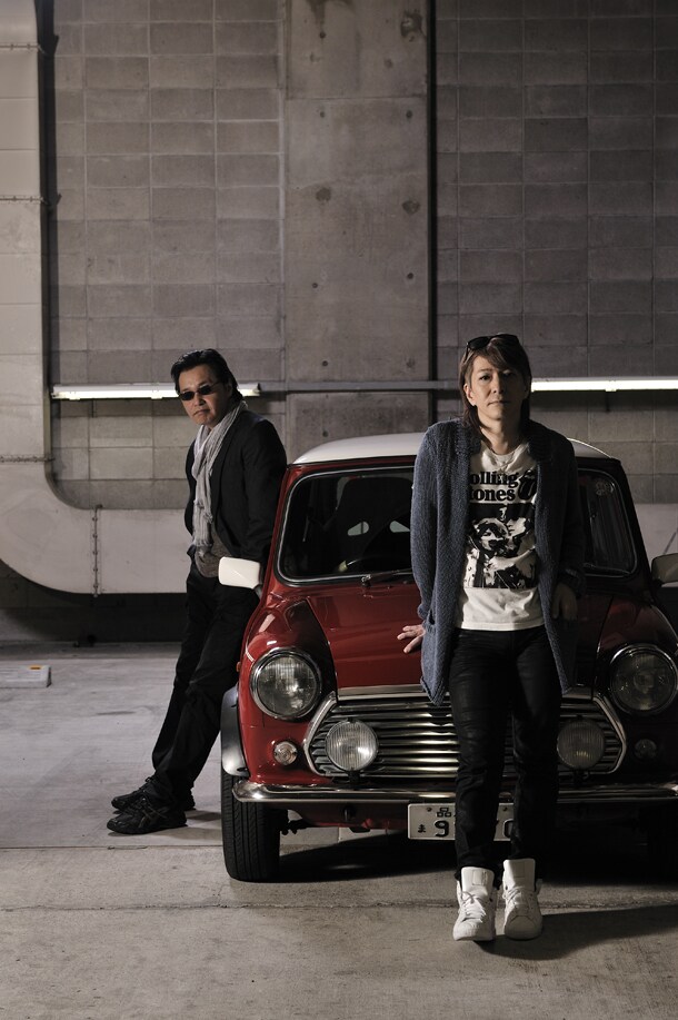 「ヴァーチャルアーティスト Mana」を共同で生み出した2人。左が北条司、右が小室哲哉。