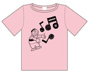 ショップで販売されるTシャツ。