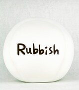 イギリスの「おもちビーズクッション」背面。