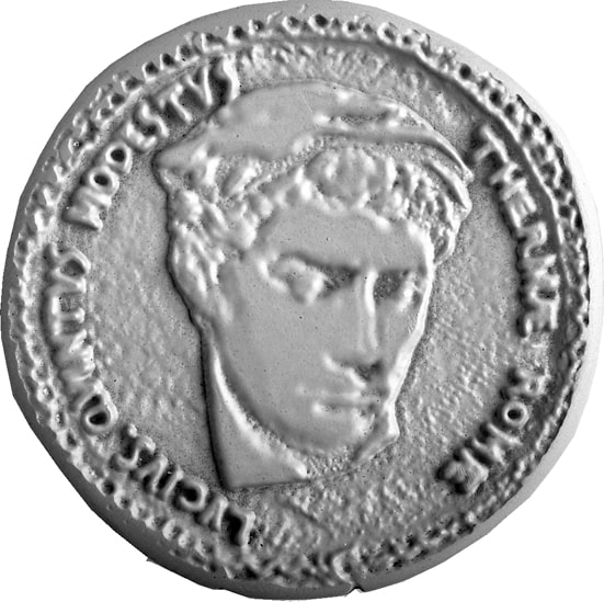 「テルマエ・ロマエ」5巻特装版に付く「ルシウスコインストラップ」のコイン表面。※画像は製作中の原型。(c)MARI YAMAZAKI 2012