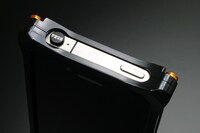 「iPhone4,4Sアルミ削り出しケース(ソリッドブラック)」(C)Chuya Koyama/Kodansha