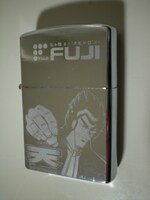 「パチスロ天 モバイルクリーナー&オイルライターセット」のライター。