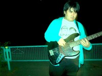 yes, mama ok?のライブにはスカート澤部渡がベーシストとして参加する。