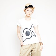 「ブッコTシャツ」の白。