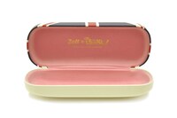 琴吹紬モデルのメガネケース。(C)かきふらい・芳文社/桜高軽音部