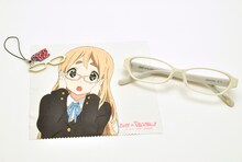 琴吹紬モデルのセット内容。(C)かきふらい・芳文社/桜高軽音部