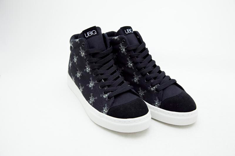 ワンパンマン UBIQ コラボ スニーカー ワンパンマン UBIQ コラボ スニーカー ワンパンマン UBIQ コラボ
