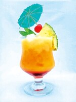 ノンアルコールのトロピカルカクテル「ワイキキビーチ」。