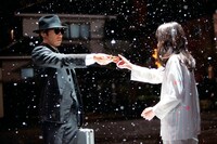 「映画 ひみつのアッコちゃん」場面写真 (C)赤塚不二夫／2012「映画 ひみつのアッコちゃん」製作委員会