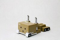 プラモデル「よつばと！ ダンボー」の改造例「ダンボイ」。(C)KIYOHIKO AZUMA/YOTUBA SUTAZIO