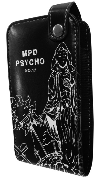 プレゼントの賞品になっている「サイコ特製スマホケース」。