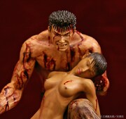 「『ガッツ&キャスカ』1/10スケール」（c）三浦建太郎／白泉社