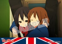 「放課後ティータイムロンドン旅行記念写真風ブロマイド」の1枚。(C)かきふらい・芳文社／桜高軽音部