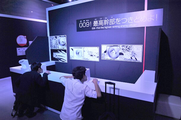 「サイボーグ009」ブースの展示。高速で回転する絵も、特殊なゴーグルを使えば視認できる。