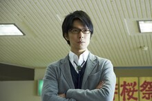 映画「鈴木先生」より。(C)武富健治／双葉社 (C)映画「鈴木先生」製作委員会