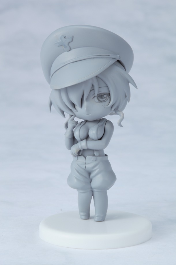 「爆れつハンター」ショコラ・ミスの原型。※監修中につき実際の商品とは異なります (C)あかほりさとる／臣士れい／アスキー・メディアワークス／爆れつ委員会／テレビ東京／創通