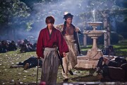 映画「るろうに剣心」場面写真。(C)和月伸宏／集英社　(C)2012「るろうに剣心」製作委員会