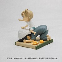 「ばらかもん」7巻特装版に付く「半田先生残念フィギュア」。（C)Satsuki Yoshino/SQUARE ENIX