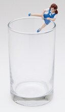 「コップのフチに舞い降りた天使 コップのフチ子」(C)タナカカツキ2012／KITAN CLUB