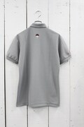 「NARUTO×MANGART BEAMS T “SASUKE POLO”」グレー (C)岸本⻫史 スコット／集英社・テレビ東京・ぴえろ