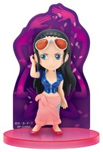 I賞「カードスタンドフィギュア～GIRLS～」のうちの1種。(C)尾田栄一郎／集英社・フジテレビ・東映アニメーション