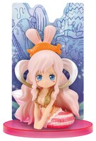 I賞「カードスタンドフィギュア～GIRLS～」のうちの1種。(C)尾田栄一郎／集英社・フジテレビ・東映アニメーション