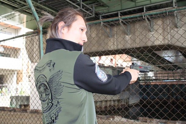 「バイオハザード」オリジナルジャージのクリスVer.。(c)CAPCOM CO., LTD. ALL RIGHTS RESERVED.