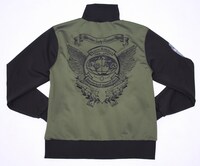 「バイオハザード」オリジナルジャージのクリスVer.。(c)CAPCOM CO., LTD. ALL RIGHTS RESERVED.