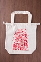 羽海野チカ描き下ろしコットン巾着トート、1000円。