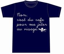 「どM教授のフランス語講座」Tシャツ（紺）。価格は3150円。(C)地獄のミサワ/集英社 (C)地獄のミサワ/集英社・カコカワ委員会