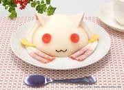 「魔法少女まどか☆マギカ キュゥべえフェイスケーキ」(C)Magica Quartet/Aniplex・Madoka Partners・MBS