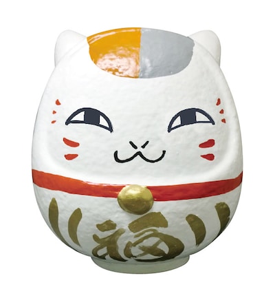 おい夏目、サイズは高さ約23cm、幅約20cm、奥行き約21cmだぞ。 (C) 緑川ゆき・白泉社/「夏目友人帳」制作委員会