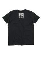 「DEADMAN'S QUESTIONS（KILL・A SKULL）」(C)LUCKY LAND COMMUNICATIONS / 集英社