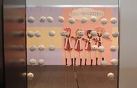 「プレミアム展示」入り口には、なもりくらげのモビールが。