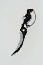 「零崎双識の人間試験」3巻限定版に付属するストラップの、マインドレンデル。(C)西尾維新・シオミヤイルカ／講談社