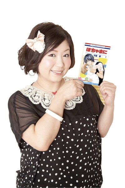 「ぽちゃまに」のPRをする馬場園梓。